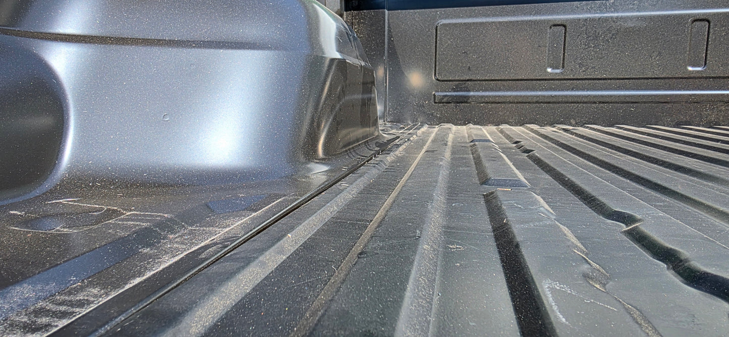 SCRATCH AND DENT SPECIAL: 73-79 Ford Dentside Styleside Shortbed - WELDED